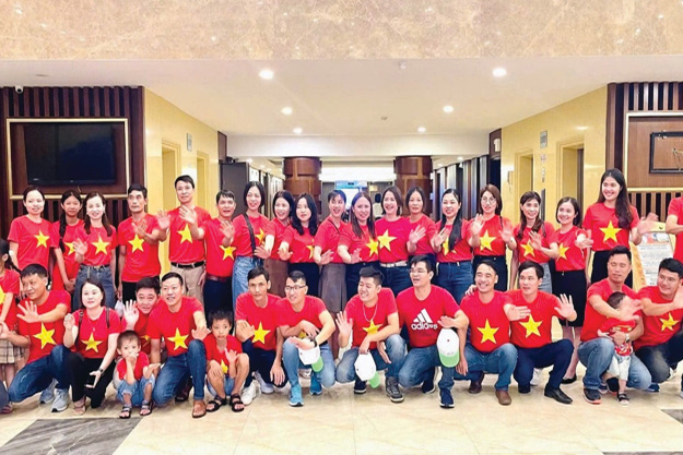Tập thể CBCNV OHIO tham quan quê Bác
