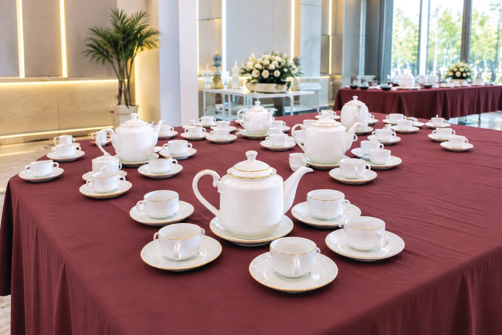 Bộ ấm trà Vàng Kim