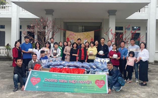 Mang mùa xuân ấm áp đến với bệnh nhân bị bệnh phong tại Văn Môn, Vũ Thư, Thái Bình